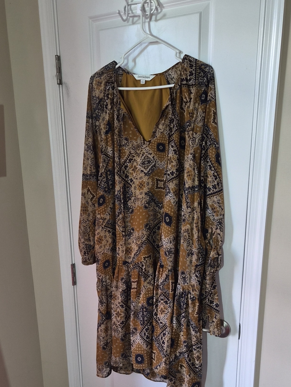 DAVI & DANI Mustard and Black Paisley Long Sleeve Tiered Dress